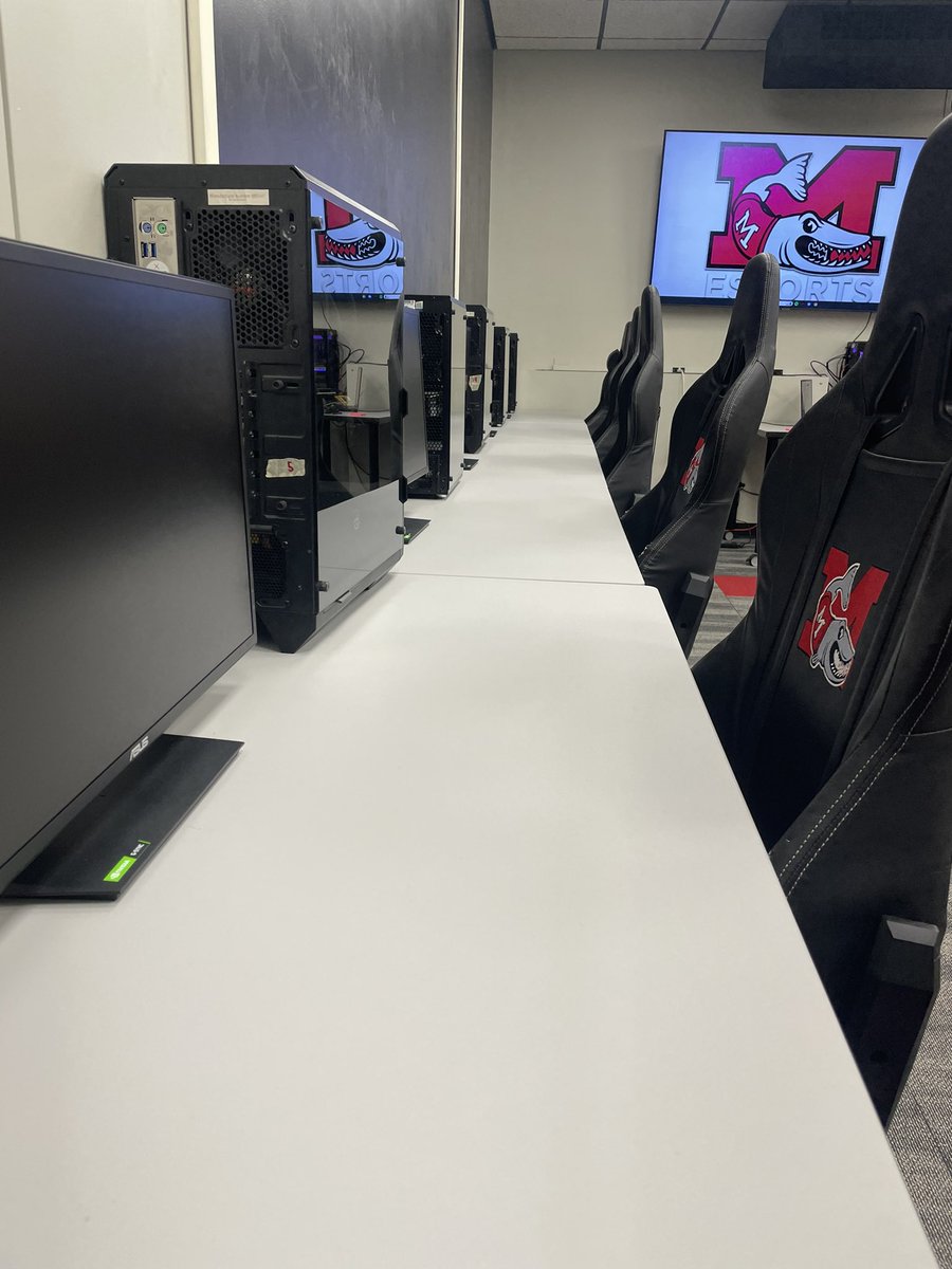 Muskies_Esports's tweet photo. The arena is looking clean and organized as we get ready to start the 2024-2025 season! https://t.co/XIHrJeidJs