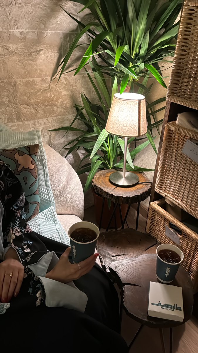 kcoew's tweet photo. مكان حنون وجليس أحن عليّ مني ��️ https://t.co/f8JW3FLUh9