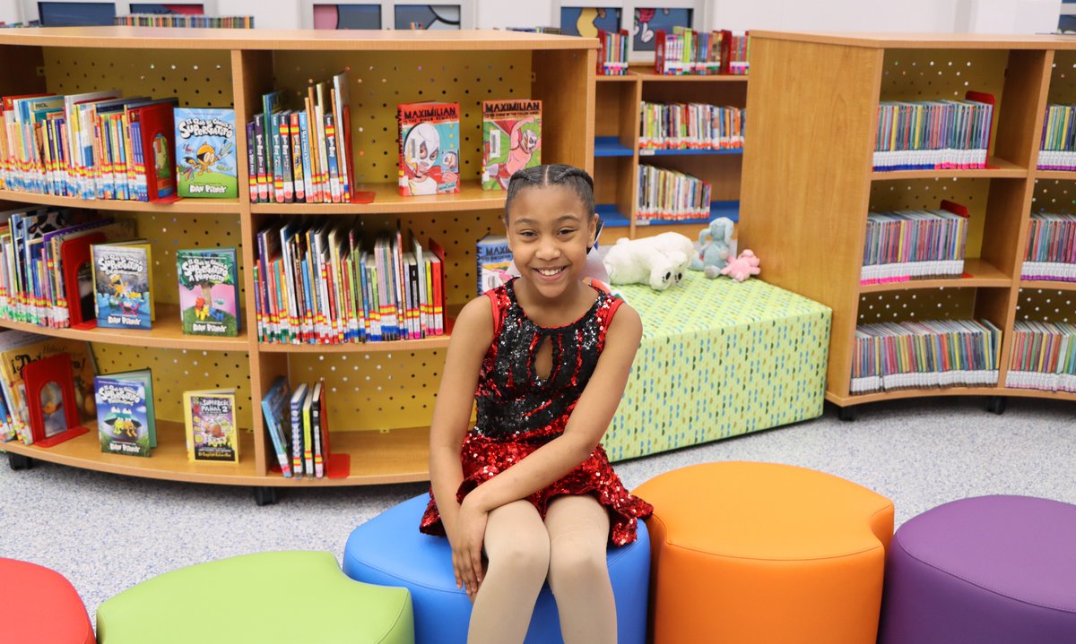 li_tx's tweet photo. Wishing all the students good luck going back to school this fall. Their smiling faces at the opening reveals make all the hard work rewarding. Contact us to learn more about transformative and inviting library spaces! #backtoschool #libraryfurniture #texaslibraries https://t.co/9V66FrfSST