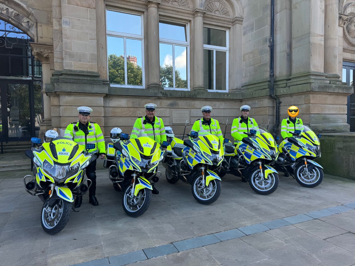 MerPolTraffic's tweet image. It was an honour to provide an escort for His Majesty The King today as he visited #Southport to meet those affected by the tragic incidents that took place in Southport on 29 July. @RoyalFamily 

Thoughts and condolences continue with all those affected 💙 #OpsBikes #Vipex