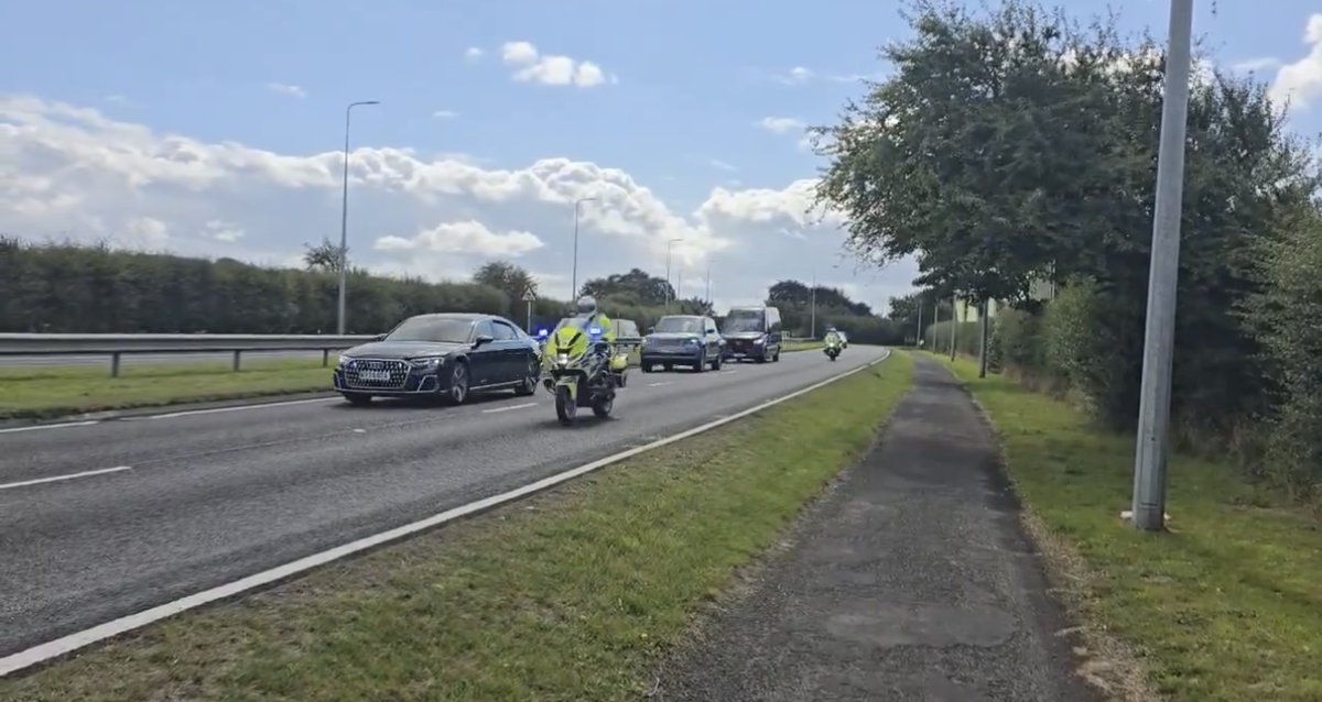 MerPolTraffic's tweet image. It was an honour to provide an escort for His Majesty The King today as he visited #Southport to meet those affected by the tragic incidents that took place in Southport on 29 July. @RoyalFamily 

Thoughts and condolences continue with all those affected 💙 #OpsBikes #Vipex