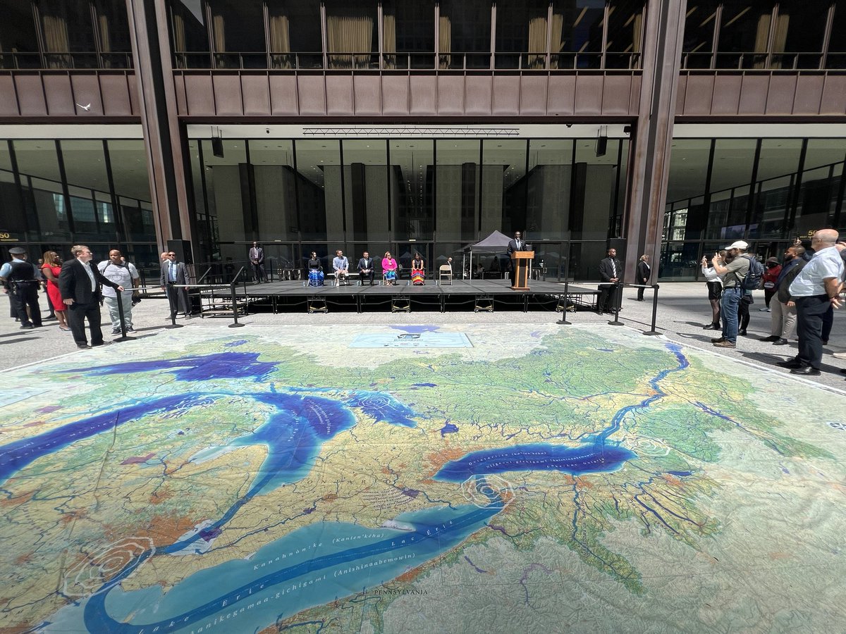 MDeatrick's tweet image. In #Chicago for the Convention, at a terrific interactive event uplifting the Great Lakes-84% of North  America's fresh water, Indigenous water protection leadership, and the need to protect these waters. Inspirational keynote by Mayor @Brandon4Chicago. Thank you #Biinaagami!