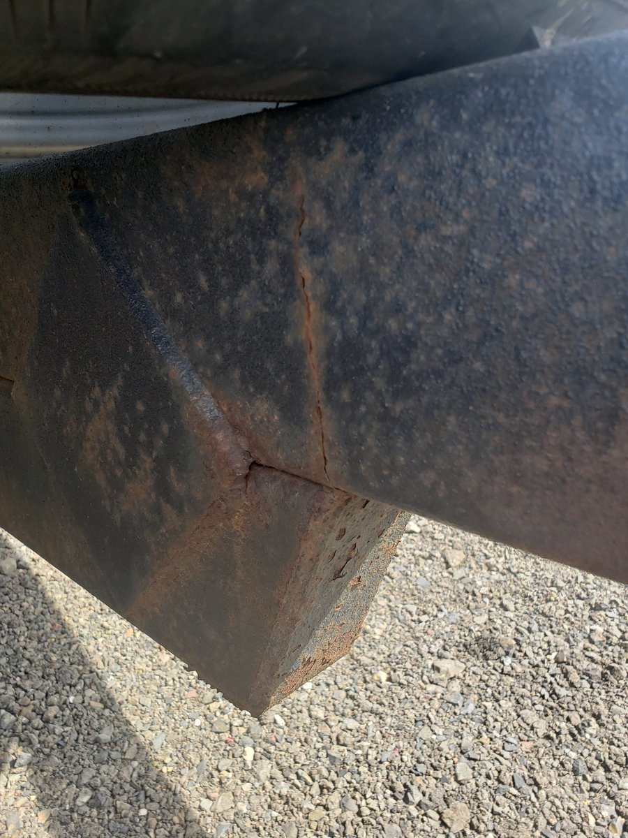 rzzzilla's tweet photo. Um, yeah, out of service. That's not going to work.
#framerebuild https://t.co/8z38Jcbkbt