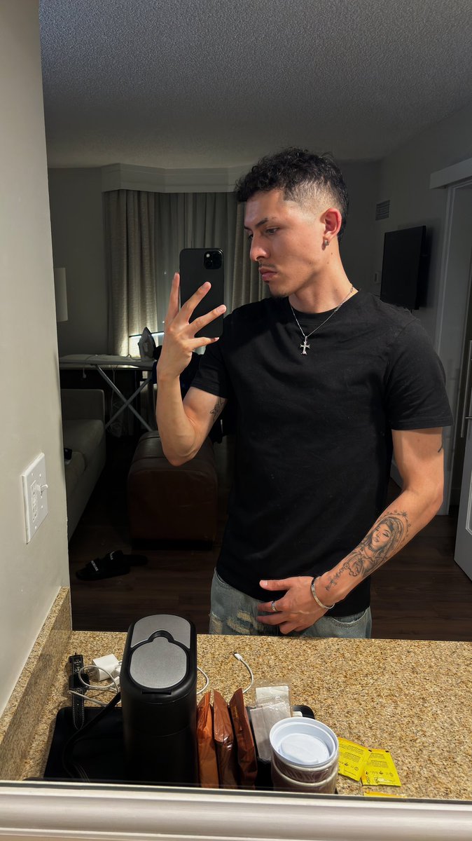 zackgarza_'s tweet image. me 🤝 black