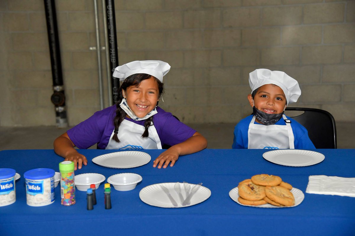 sanmarcoscity's tweet photo. In San Marcos, we foster a supportive environment for youth through our education systems and programs. ✏️  ✨ 

Learn more about our efforts to engage youth at https://t.co/YIV6Cg4Lhp.  @SanMarcosUSD @boysgirlsclubsm 

#SanMarcos #LetsFaceItTogether #BoysAndGirlsClub https://t.co/l2vpl0NMds