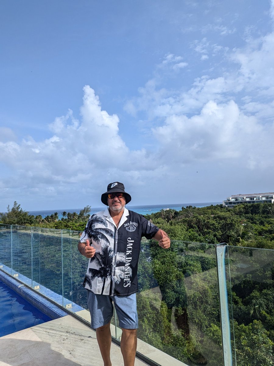 Heber Moya tweet media