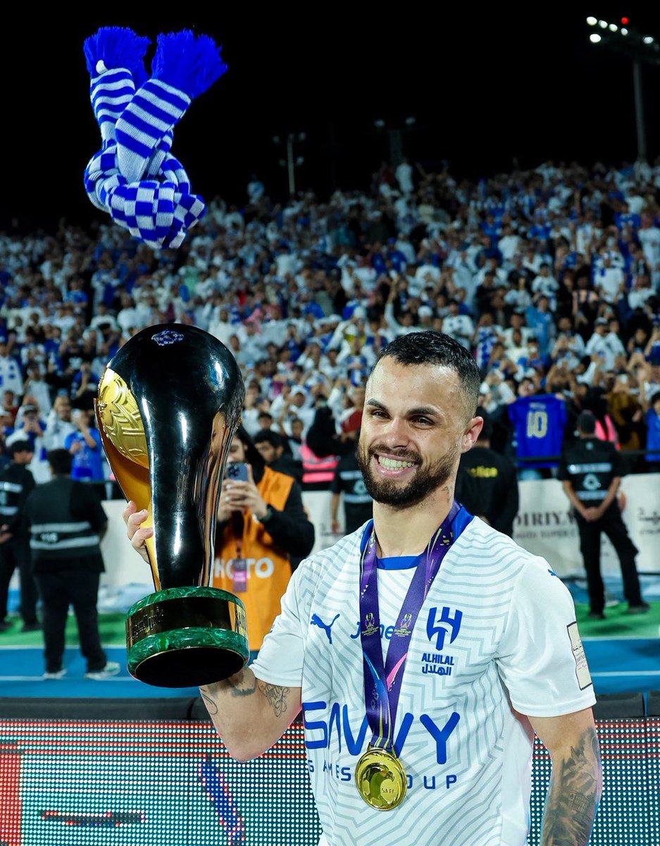 khalidjassem74's tweet photo. نادي #الهلال السعودي يعلن رسمياً رحيل لاعبه البرازيلي 🇧🇷#ميشايل بعد عامين داخل الفريق توج فيهم بـ 6 بطولات 🏆

#شكراً_ميشايل https://t.co/r69ZzlSZc2