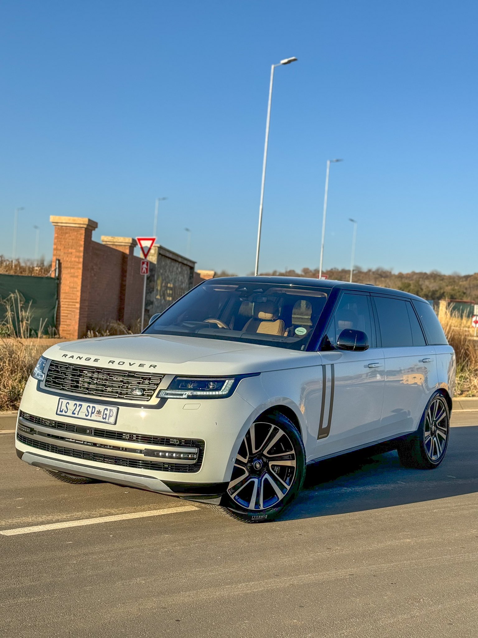 Rover Quotes Best Landrover Quotes, Status, Shayari, Poetry & Thoughts