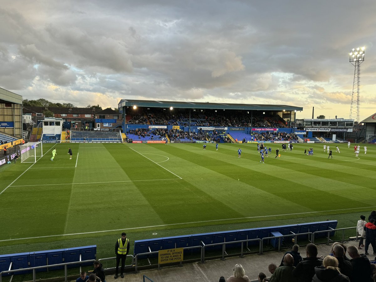 Good to be back at BP tonight - and also proud and chuffed to hear the dulcet tones of <a href="/MattHortonRadio/">Matt Horton</a>