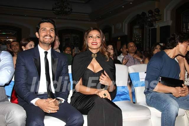 Bipashabasu141's tweet photo. A wish u happy birthday 🎂 🥳 🎉 🎈 🎁 🎊 @RandeepHooda Sir May God bless you with lot of love and Succes ❣️👍 #HappyBirthdayRandeepHooda On behalf of @bipsluvurself Maam fans 
@bipsluvurself 
#bipashabasusinghgrover 
#birthdaywishes https://t.co/4KDvZWoccd