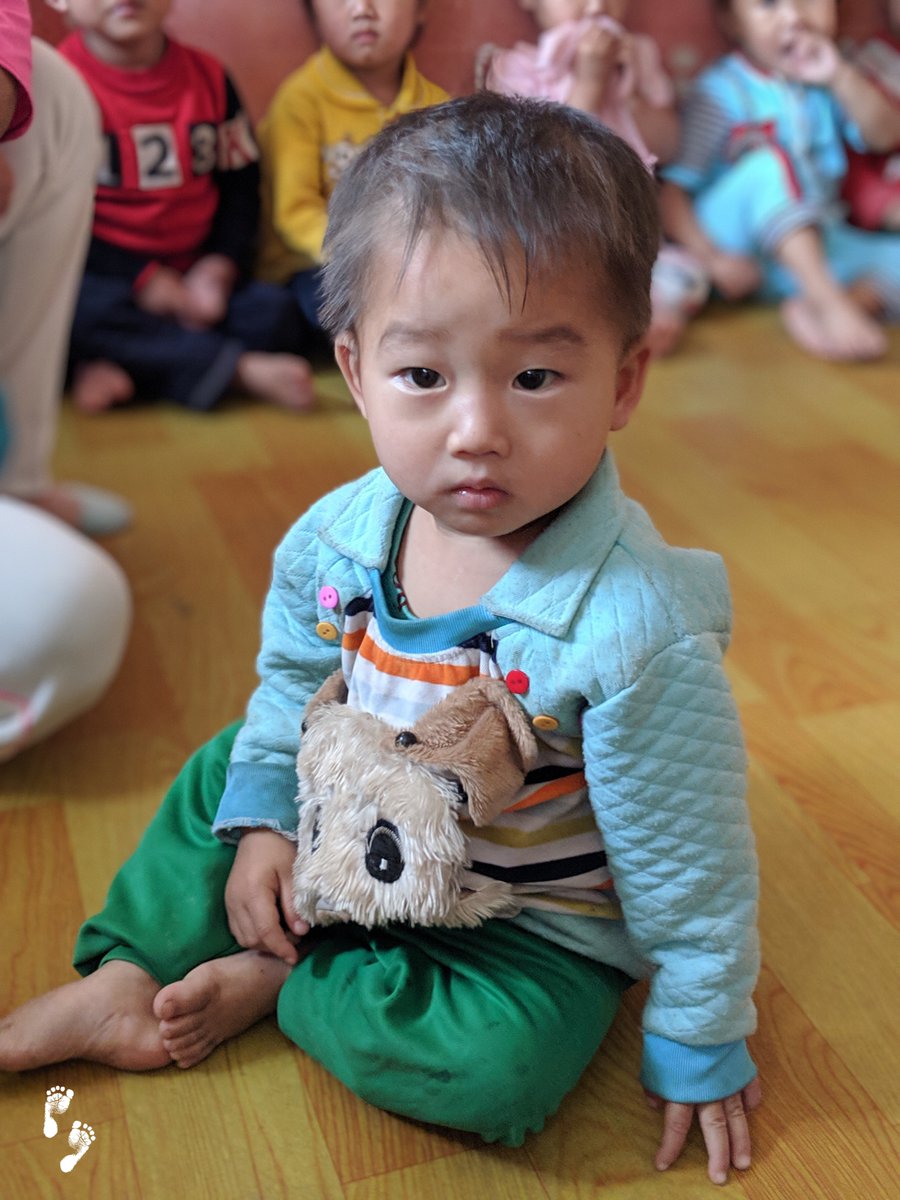 “See that you do not look down on one of these little ones…”
Matthew 18:10
“삼가 이 작은 자 중의 하나도 업신여기지 말라…”
마태복음 18:10