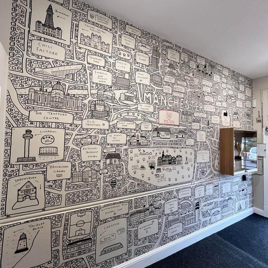 DaveDraws_'s tweet photo. A few pictures of the #Manchester mural that I finished last week at @RackHousePS in their entrance!
This mural mainly focused on the city centre and South Manchester and featured landmarks chosen by the kids at the school and the adults as well! https://t.co/W6LoNOHC56