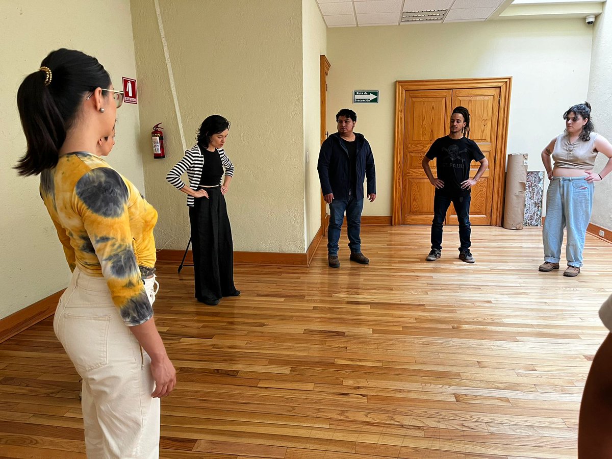 La 4ta sesión del taller de formación audiovisual con perspectiva en #DerechosHumanos  y trabajo con grupos de atención prioritaria estuvo a cargo de <a href="/CosetteAndrea/">Andrea Cosette</a> donde nos compartió experiencias y ejercicios para trabajar con poblaciones vulnerables.