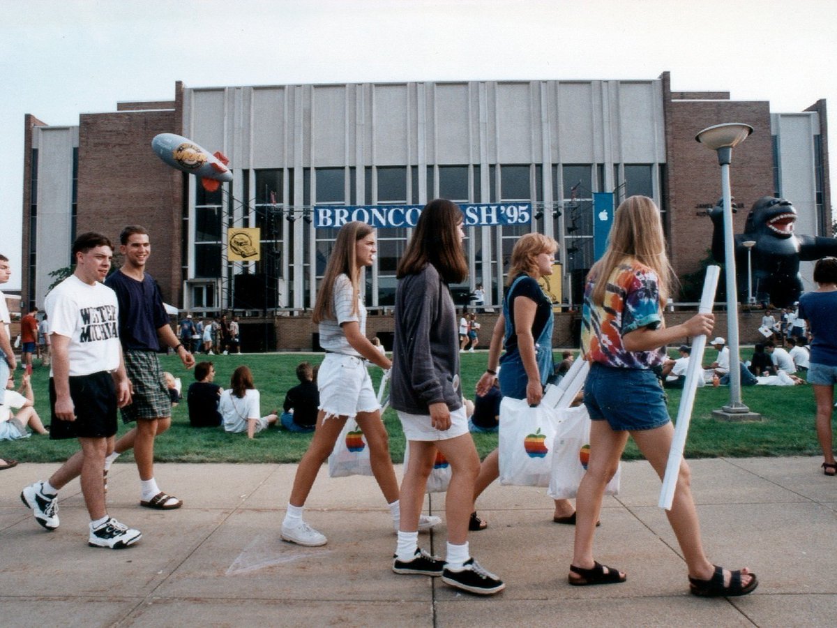 Take a stroll down memory lane as we come up on the 42nd ANNIVERSARY OF BRONCO BASH! 🙌 🎉 🎒 💛

This annual welcome back celebration is unlike any other event, and assists incoming + returning students transition back to campus life! More at: bit.ly/3PHgMSj