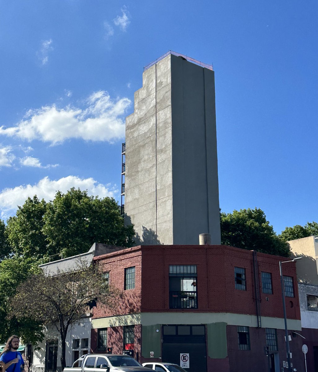 Ciudad de Buenos Aires: Si esto no es un monumento a la coima no sé cual puede serlo.