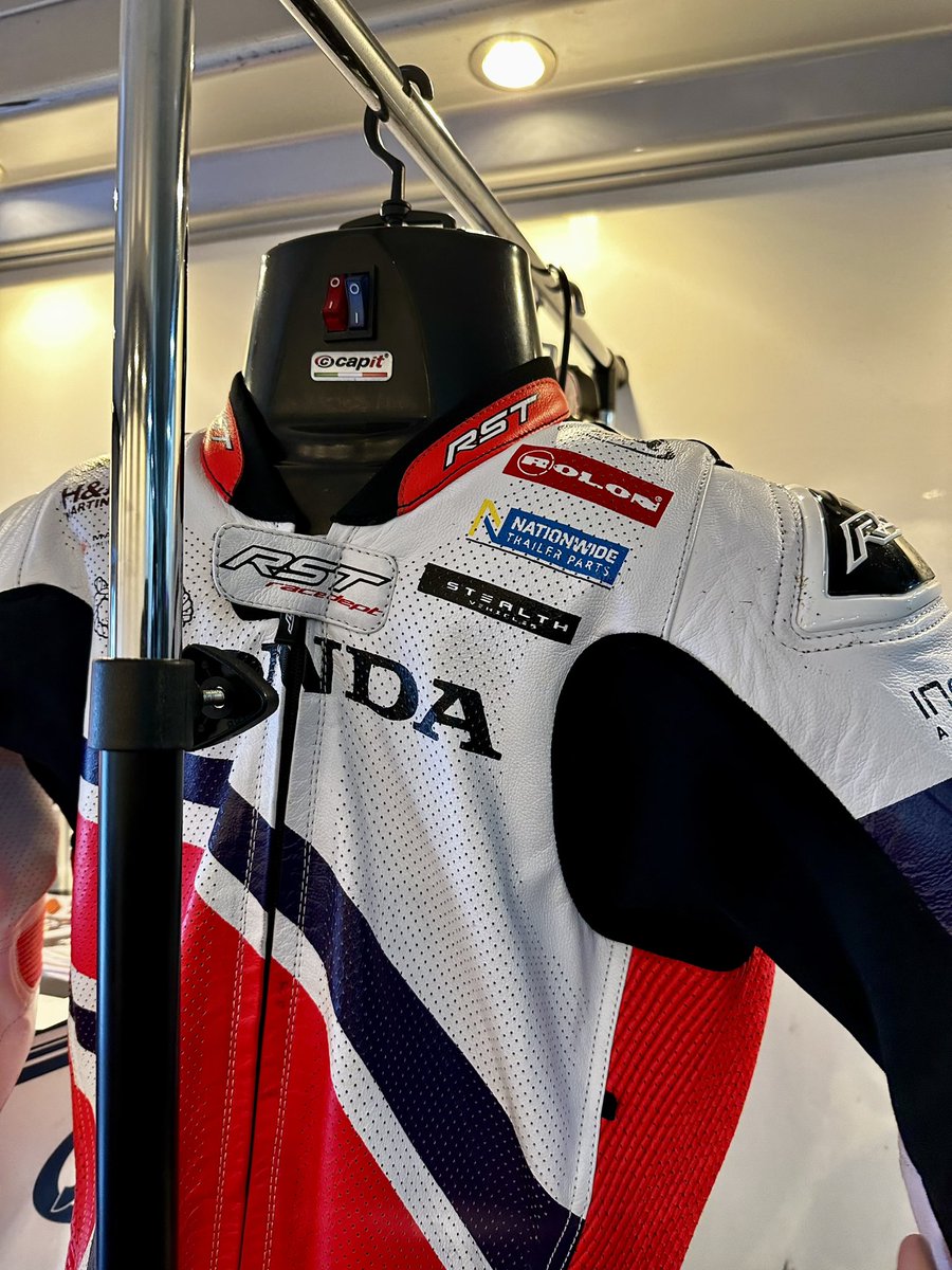 Matt Hall tweet media