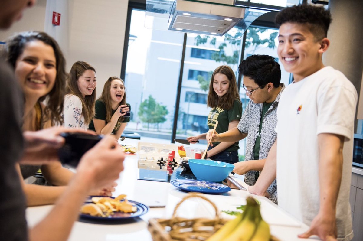 Before moving in, get to know your future roommate! A quick chat about shared items can save space and avoid duplicates. Communication is key to a smooth start!