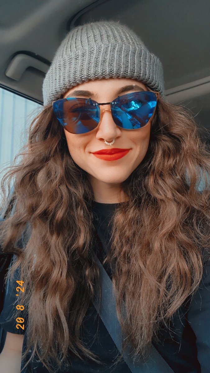 Mightykaae's tweet photo. I've discovered lip stick....and I love it 😀 💄 https://t.co/nGoUXqPoad