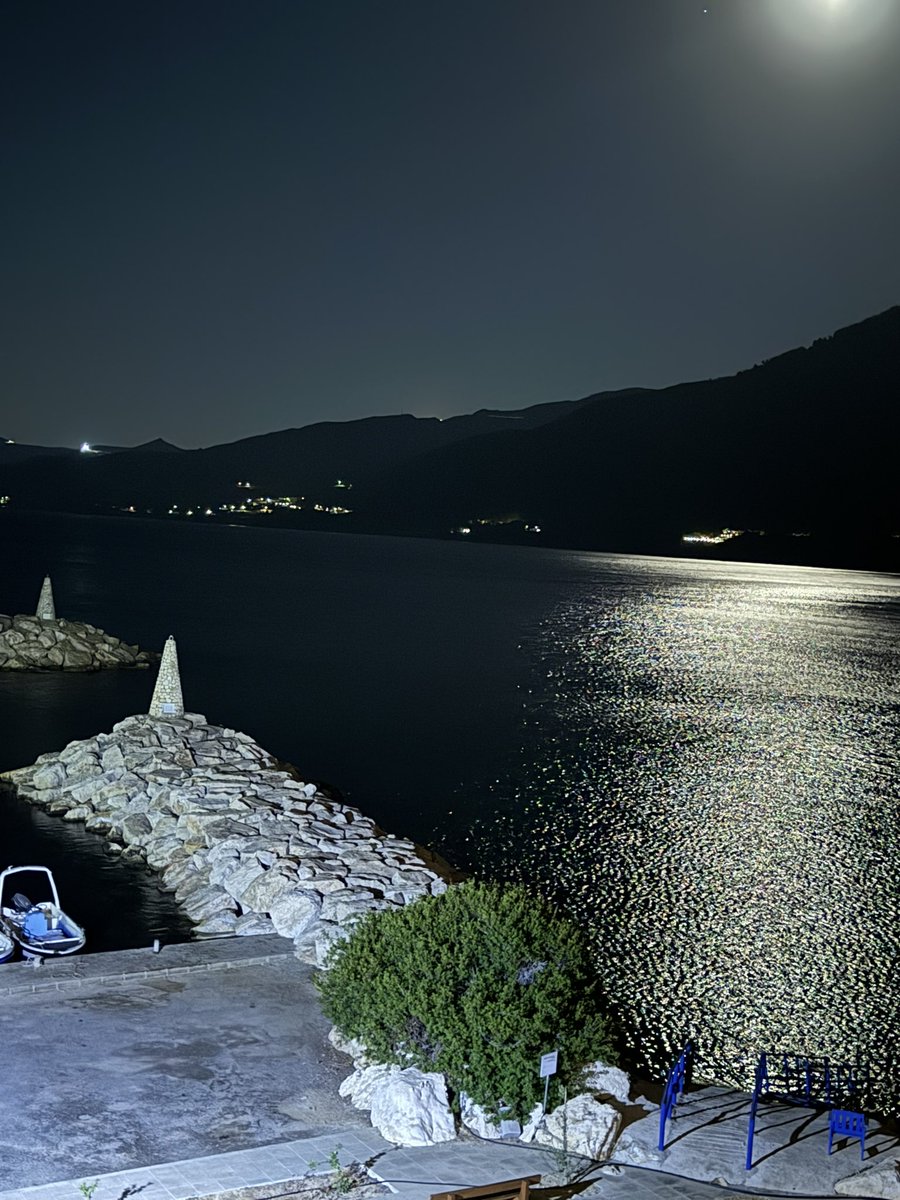 Theodorosk's tweet photo. Night beauty #Pomos https://t.co/yI6r5ZLvnQ