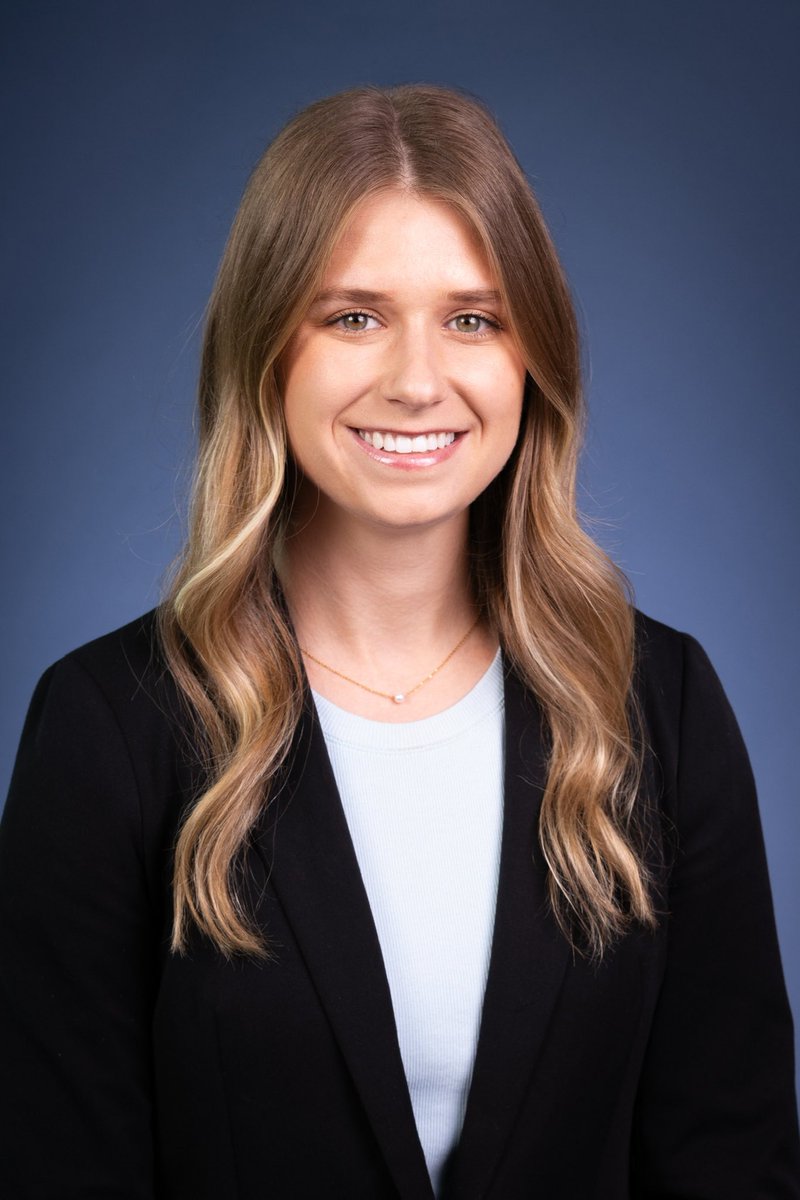 Erin Avers tweet media