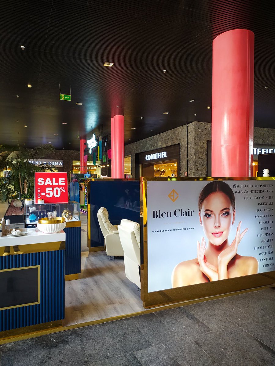 SiamMallTF's tweet photo. #BleuClair de Siam Mall tiene hasta un 50% de descuento* 

👉 Visita su stand en la planta baja y resalta tu belleza con los mejores productos y tratamientos. 

*Consulta las condiciones y productos de la promoción en el stand. https://t.co/LV4wtadb0c