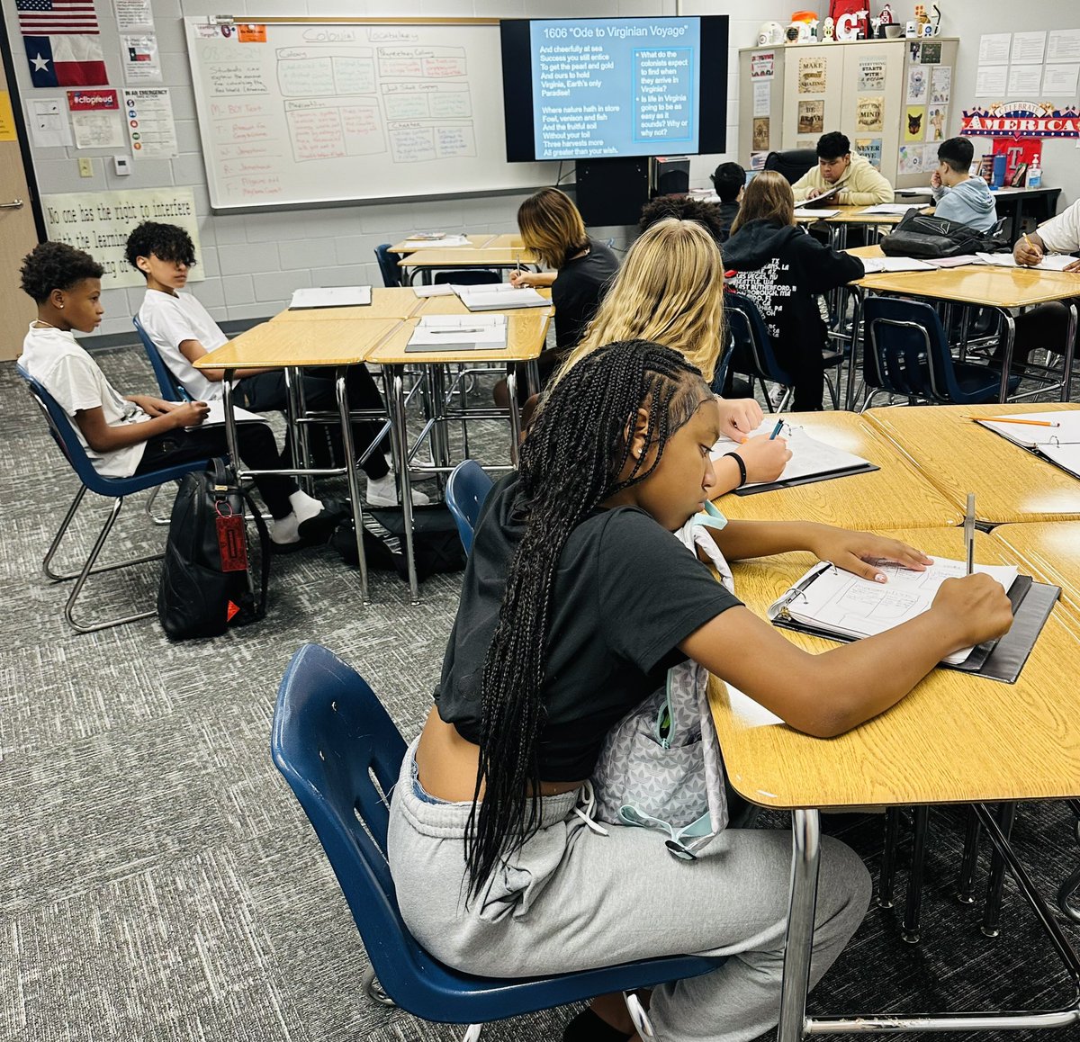 bbmsbronco's tweet photo. Practicing Sourcing in Eighth Grade US History! #bbmsbronco #CFB_Soc_Studies #BushMSBroncos #BuildingtheBest #tilleyl #cfbisd https://t.co/cCXSYJoV97