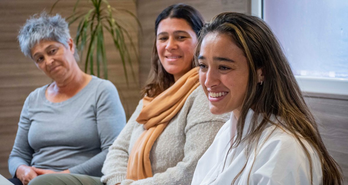 👏El presidente <a href="/agustincalleri_/">Agustín Calleri</a> y el intendente de #RíoCuarto, <a href="/guillederivas/">Guillermo De Rivas</a>, entregaron un reconocimiento a 🏑Victoria Miranda, quien junto a las "Leonas", obtuvieron la medalla de 🥉bronce en hockey en los #JuegosOlimpicosdeParis2024🗼