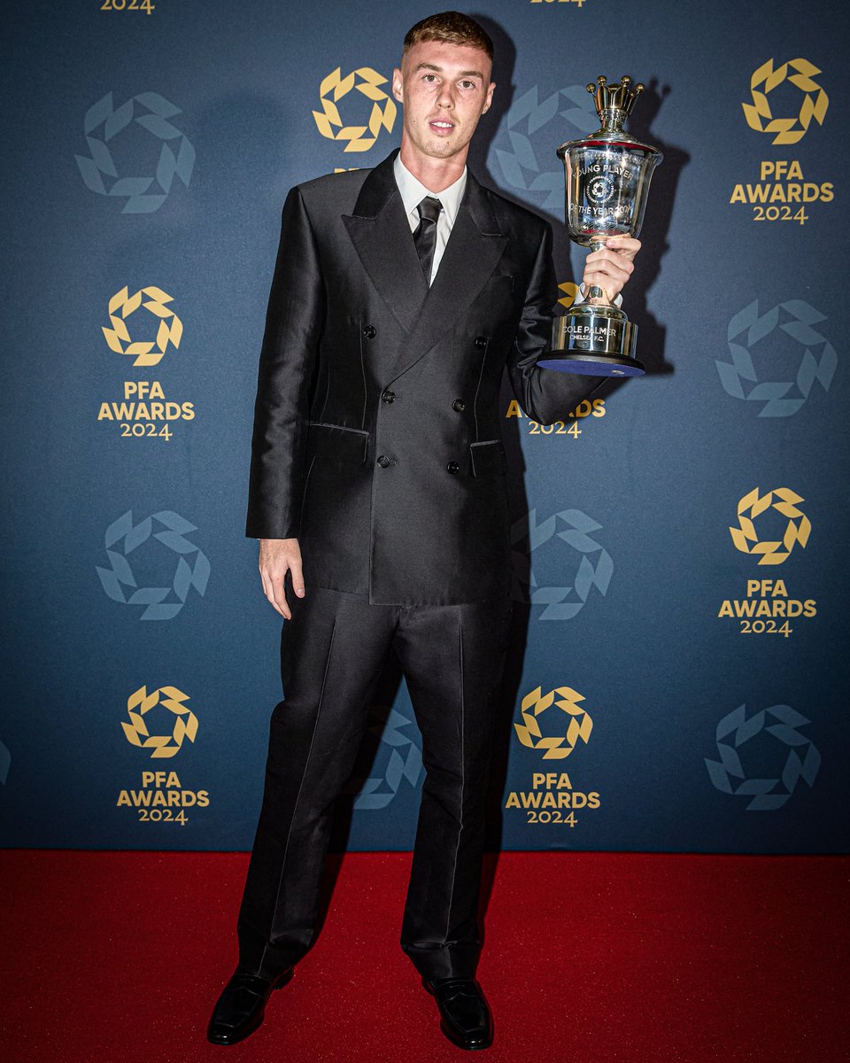 badboy_jerry's tweet photo. 🚨 Chelsea fans on my timeline, let's celebrate Cole Palmer winning PFA Young Player of the Year by following each other!

Follow Me
Like, reply with 💙💙💙 and follow everyone who likes it.

Ensure to follow back if you are followed https://t.co/h2W3v2f0ee