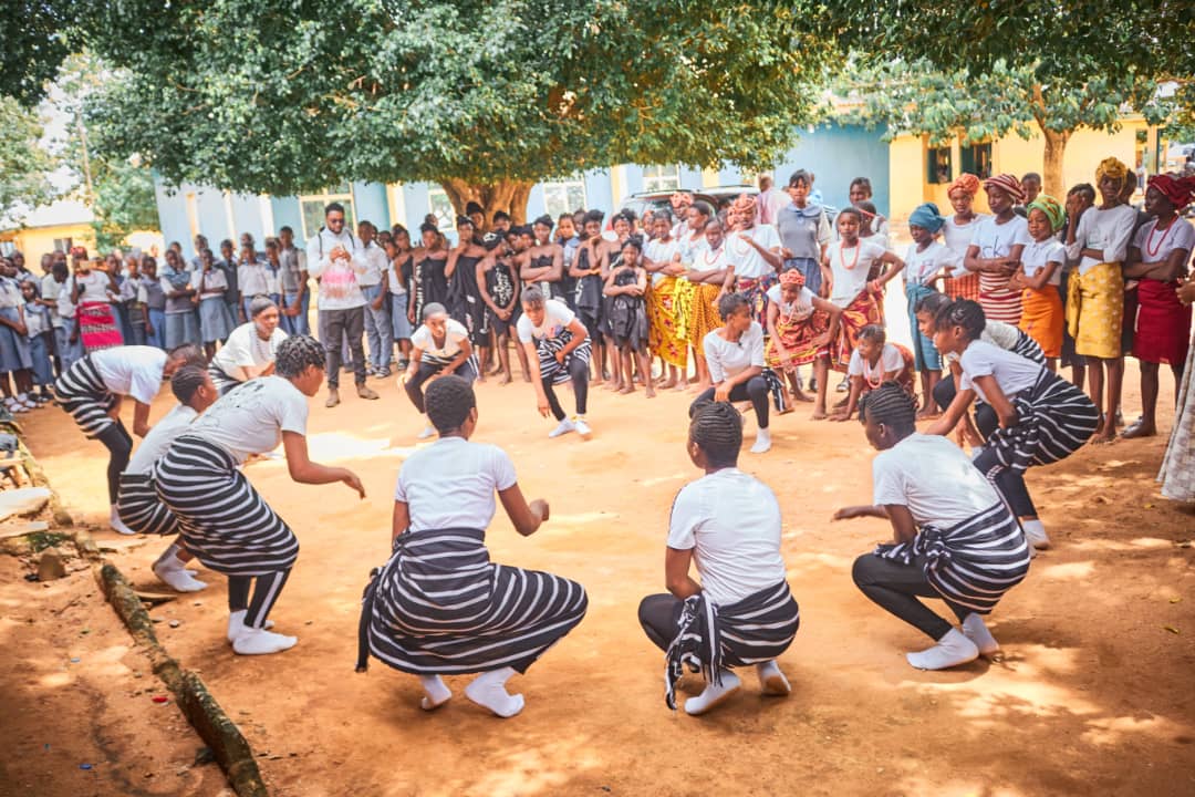 TownCrierAfrica's tweet photo. ✔️Education is inclusive &amp; empowering for everyone

Let's build a society where these fundamental human rights are guaranteed for all, regardless of gender, location, or socio-economic status.

Together, we can create a more just and equitable world for future generations. https://t.co/oXLJft0vnH