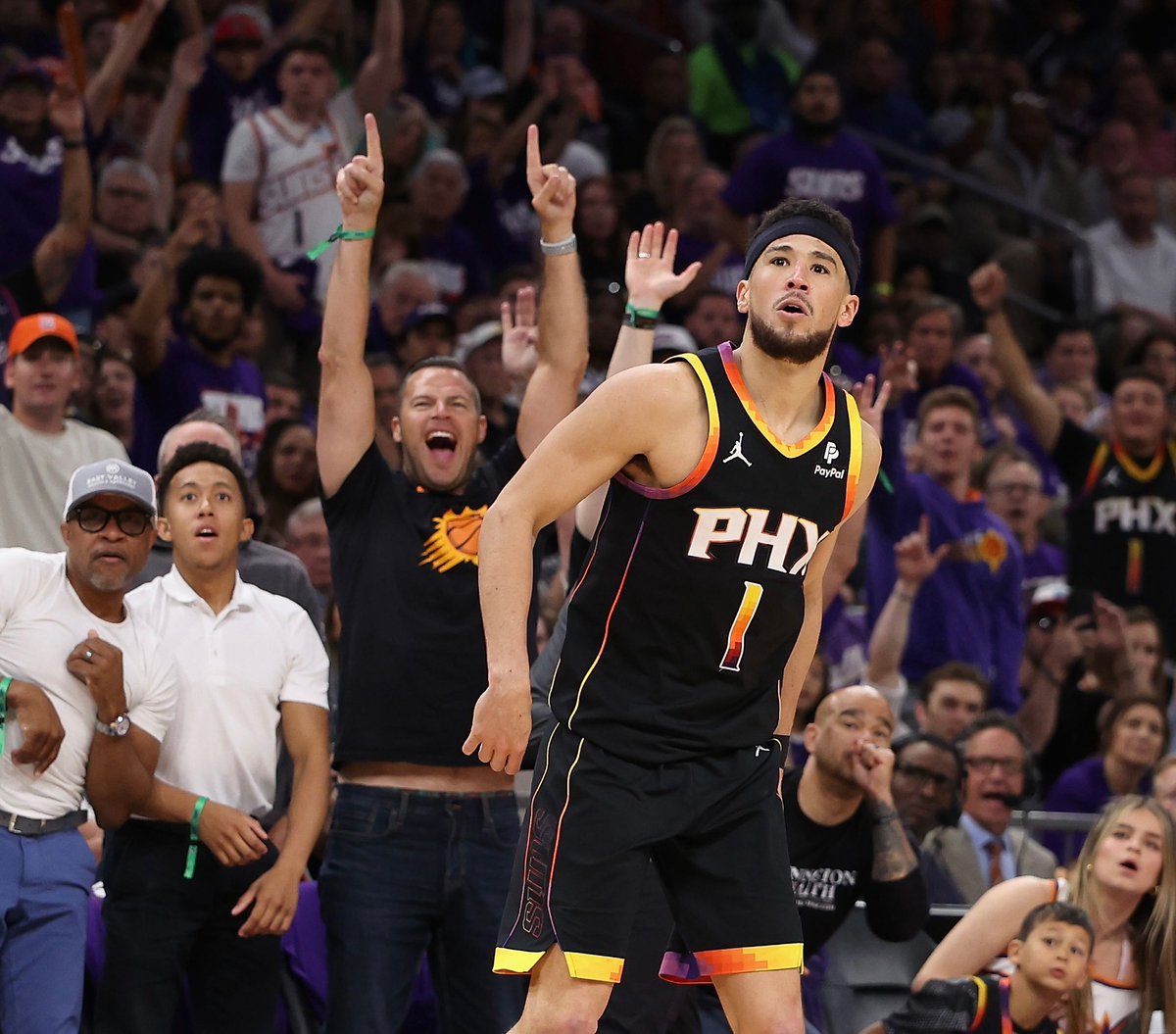UofBasketball's tweet photo. Devin Booker Playoff Career:

'21: 27-6-5—55.8 TS%
'22: 23-5-4—58.7 TS%
'23: 34-5-7—68.6 TS%
'24: 28-3-6—66.2 TS%

Book is largely an unreal playoff performer. He's still only 27, massive runway of prime years ahead of him. Excited to see what Phoenix can do this year. https://t.co/ZTmwSRvGTC