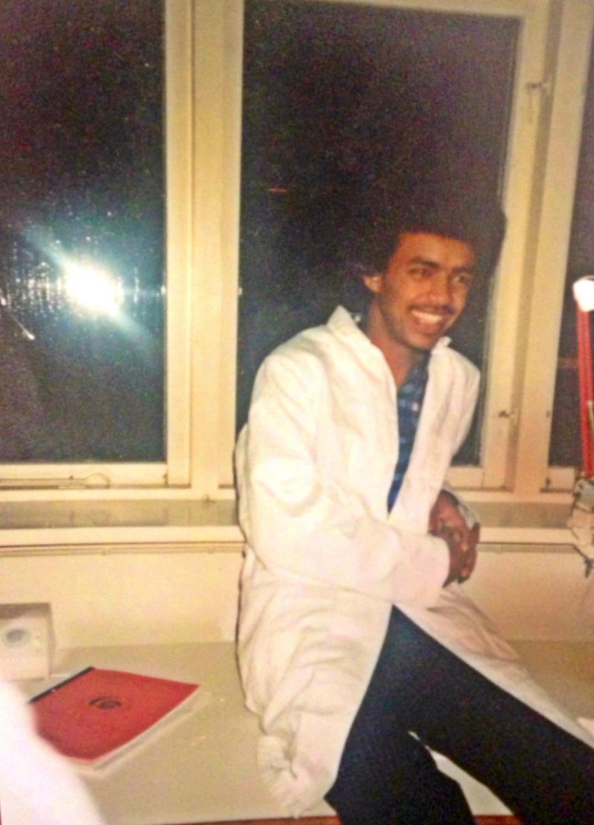 I started my career as a #malaria researcher, and I longed for the day that we would have an effective vaccine against this ancient and terrible disease.

Now, <a href="/WHO/">World Health Organization (WHO)</a> recommends the use of two vaccines, RTS,S and R21, for children living in malaria endemic areas.

Every 2 minutes a