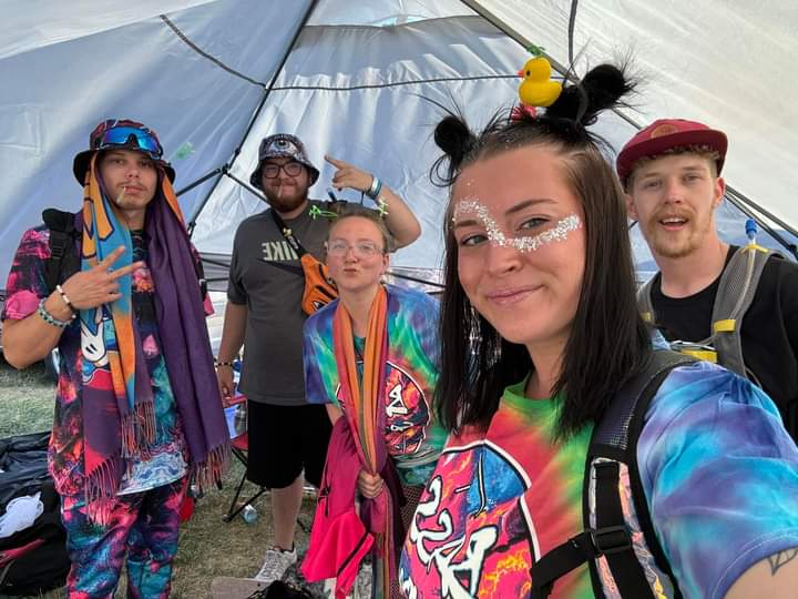 AlishaSheldon's tweet photo. Still processing how amazingly beautiful Bass Canyon was 🥹 thank you Jeff @Excision 🫶🏼🫶🏼🫶🏼 I'm so thankful for my rave fam, they made it a seriously unforgettable weekend❤️❤️ I left my soul at the gorge I'll come back for it next year 🤘🏼🤘🏼 🍄⚡🦣🎡🎆❤️‍🔥🌱🌈🛸 https://t.co/ZBWg6EikSh
