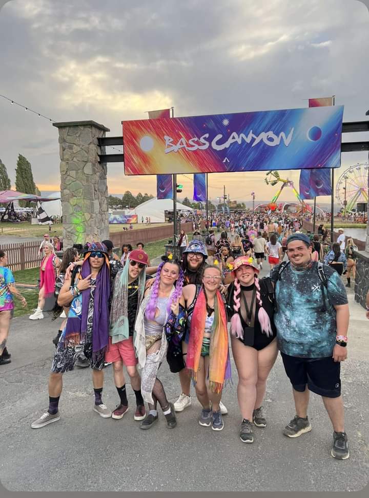 AlishaSheldon's tweet photo. Still processing how amazingly beautiful Bass Canyon was 🥹 thank you Jeff @Excision 🫶🏼🫶🏼🫶🏼 I'm so thankful for my rave fam, they made it a seriously unforgettable weekend❤️❤️ I left my soul at the gorge I'll come back for it next year 🤘🏼🤘🏼 🍄⚡🦣🎡🎆❤️‍🔥🌱🌈🛸 https://t.co/ZBWg6EikSh