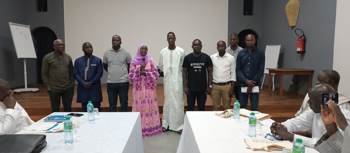 Ce 20 août, FtF Yiriwaa a réuni les 30 maires des collectivités pilotes pour un atelier d'orientation. Présidé par le sous-préfet de Kabrousse, l'atelier a présenté le projet et le concept 4-H. #DéveloppementLocal #LeadershipJeunesse