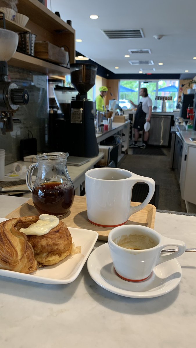 Erwin Chuk (@erwinchuk) on Twitter photo Kenya Gatina AA alt-spro + pour-over
Forge Baking sticky bun
Intelligentsia Coffee, Watertown, MA #bostoncoffee #WatertownMA <a href="/ForgeBakingCo/">Forge Baking Company</a> <a href="/Intelligentsia/">Intelligentsia Coffee</a> Kenya Gatina AA alt-spro + pour-over
Forge Baking sticky bun
Intelligentsia Coffee, Watertown, MA #bostoncoffee #WatertownMA <a href="/ForgeBakingCo/">Forge Baking Company</a> <a href="/Intelligentsia/">Intelligentsia Coffee</a>