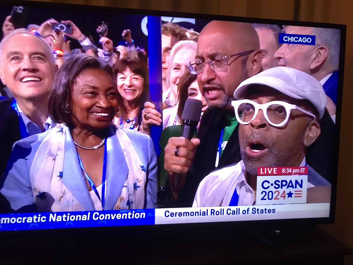 JohnHKeenan's tweet photo. Henry Garrido! AFSCME in the house. #DNC #UnionsForHarrisWalz https://t.co/FN7L0DgDBZ