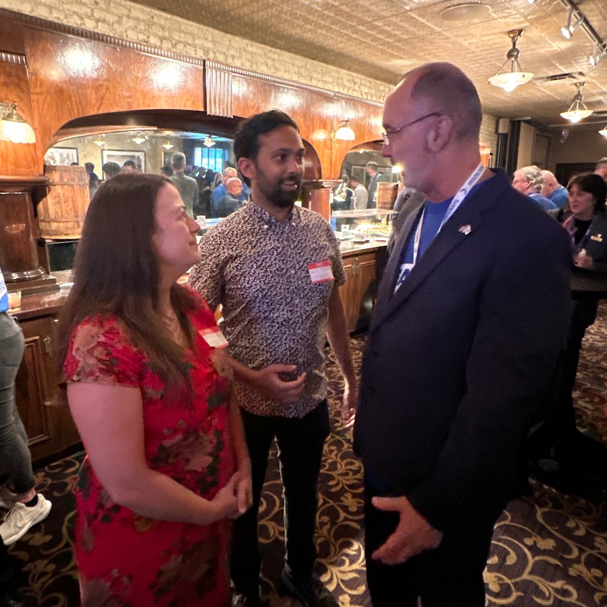 DSA (@demsocialists) on Twitter photo DSA 🤝 UAW
Fighting for the working class!
National Co-Chair <a href="/ahSHEEK/">Ashik Siddique</a> and NPC member <a href="/caratobe/">Cara Tobe 🪴 🦧 caratobe.bsky.social</a> met <a href="/uawshawnfain/">UAW President Shawn Fain</a> in Chicago today. Fain shared how much he and UAW members everywhere have seen how DSA organizers across the country show up and stand up alongside them. DSA 🤝 UAW
Fighting for the working class!
National Co-Chair <a href="/ahSHEEK/">Ashik Siddique</a> and NPC member <a href="/caratobe/">Cara Tobe 🪴 🦧 caratobe.bsky.social</a> met <a href="/uawshawnfain/">UAW President Shawn Fain</a> in Chicago today. Fain shared how much he and UAW members everywhere have seen how DSA organizers across the country show up and stand up alongside them.