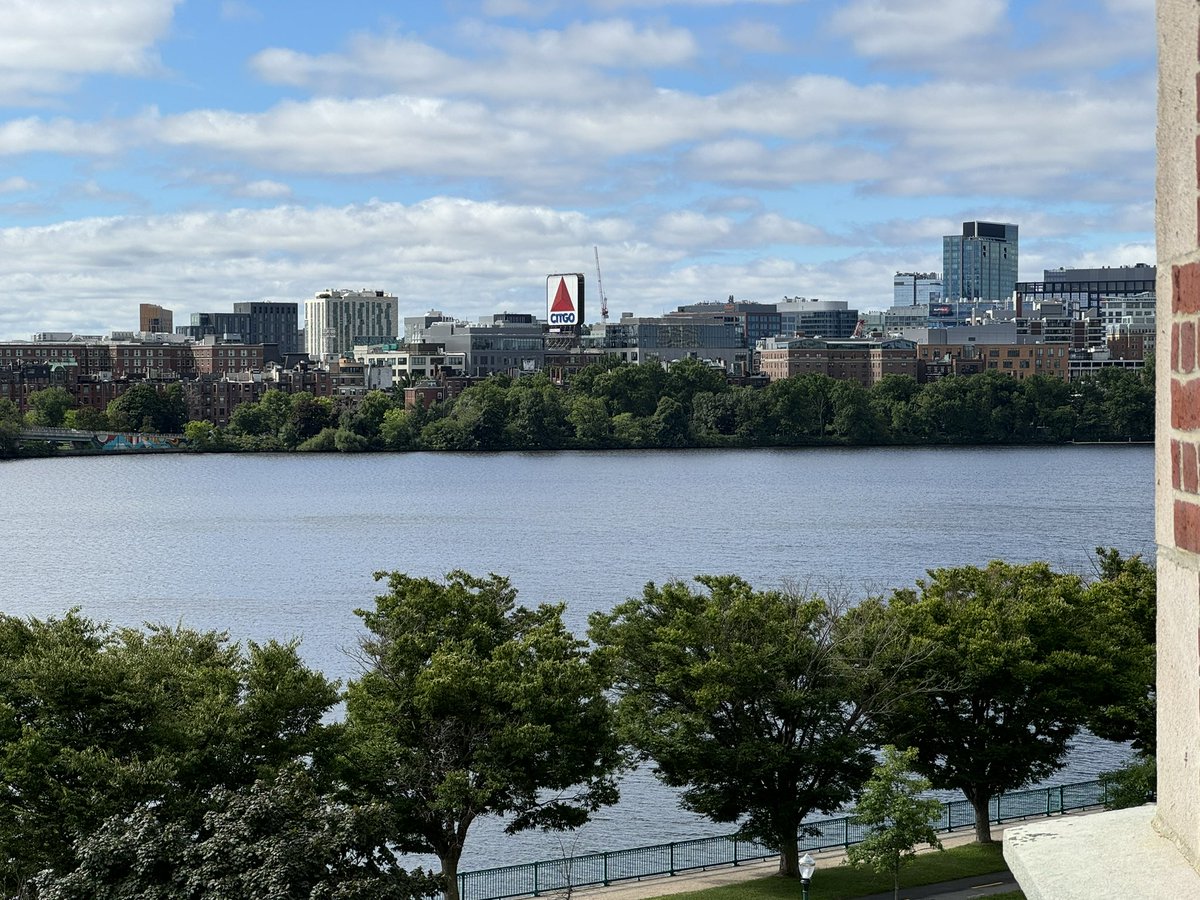 Move in day!  View of Fenway Park from my dorm room.
<a href="/MIT/">Massachusetts Institute of Technology (MIT)</a> <a href="/MIT_Baseball/">MIT Baseball</a> #RollTech