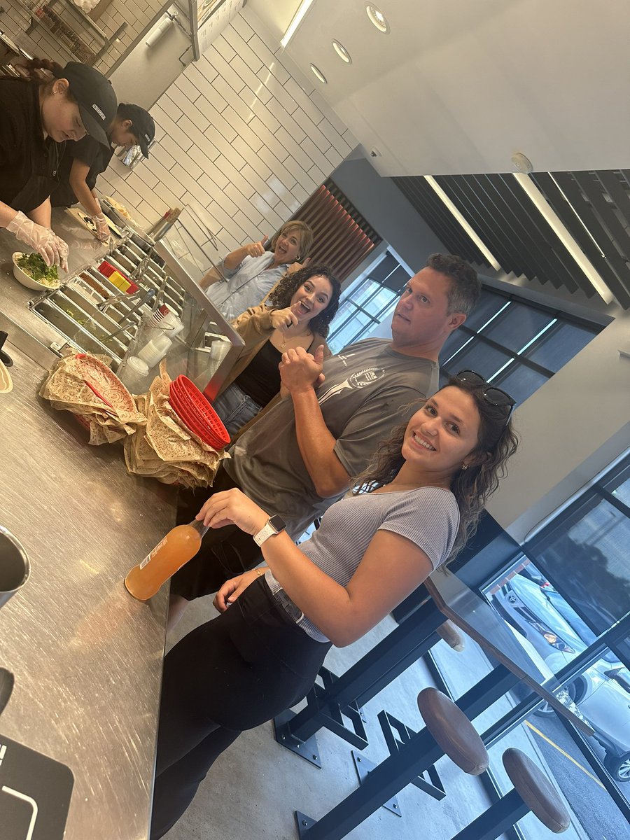 Grenierjen's tweet photo. @Argo_Loux  $65 with of chipotle for argo tennis !@AbbiG212447 

@argohs217 @ArgoGBall https://t.co/QT0ajqCn4Q