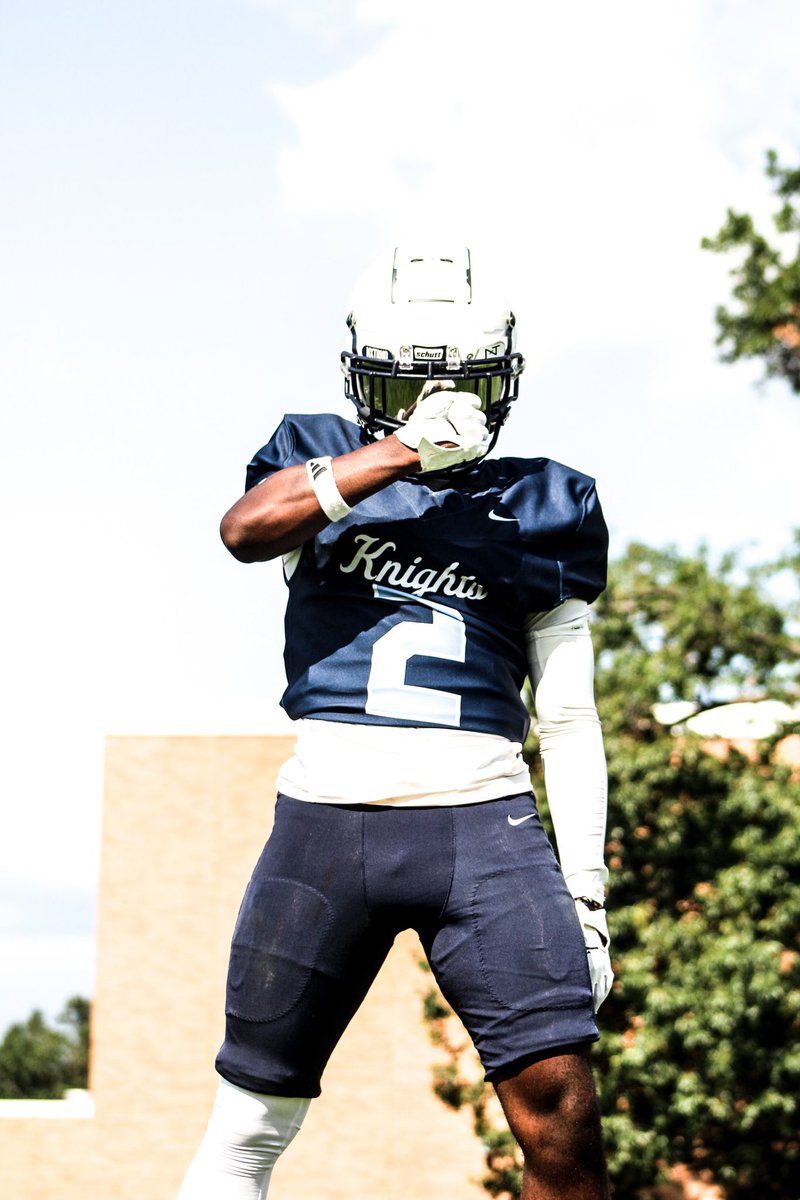 rashad2Waller's tweet photo. 1 week until the city turn up🔥! #loynorrix #AGTG @loy_norrix https://t.co/kgjBqFbNNX