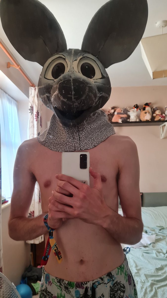 Jamcke_Pup's tweet photo. Sleep paralysis demon says hello XD https://t.co/2vOh6fC68W