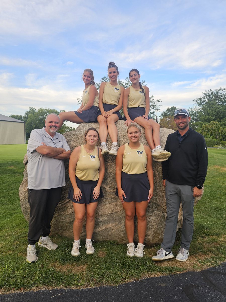 Tri-WestGirlsGolf tweet media
