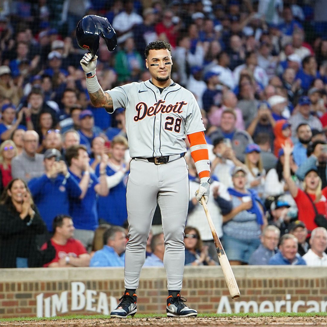 CubsZone's tweet image. Retweet if you love Javier Báez.