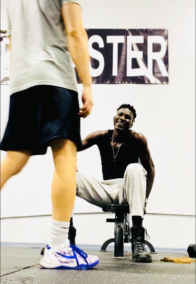 Moses Dau tweet media