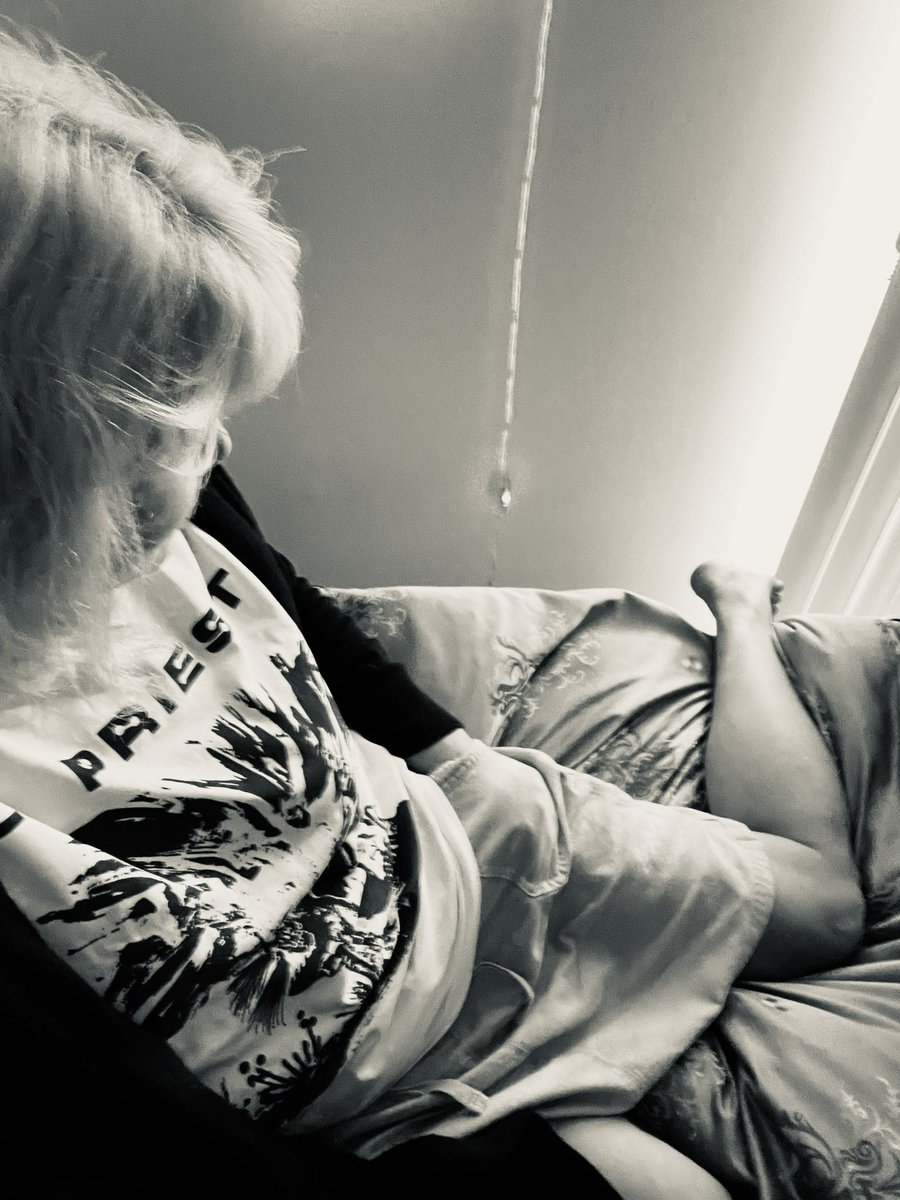 Loving my new <a href="/trulylapriest/">LA PRIEST</a> shirt. Super soft