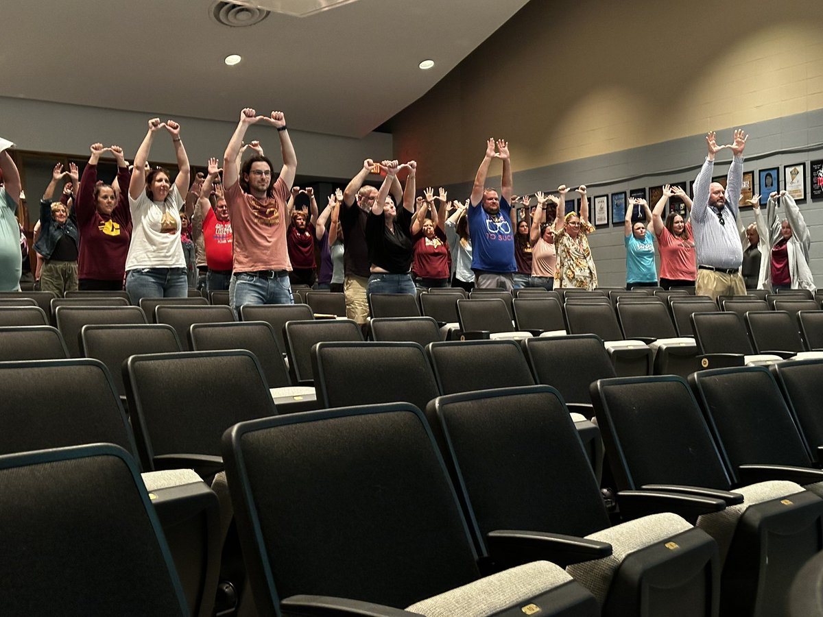 Fantastic day spent with the educators in Clinton CUSD #15 learning about how stress impacts brain development and the ways in which trauma ‘shows up’ in our classrooms. #backtoschool #classroom #trauma