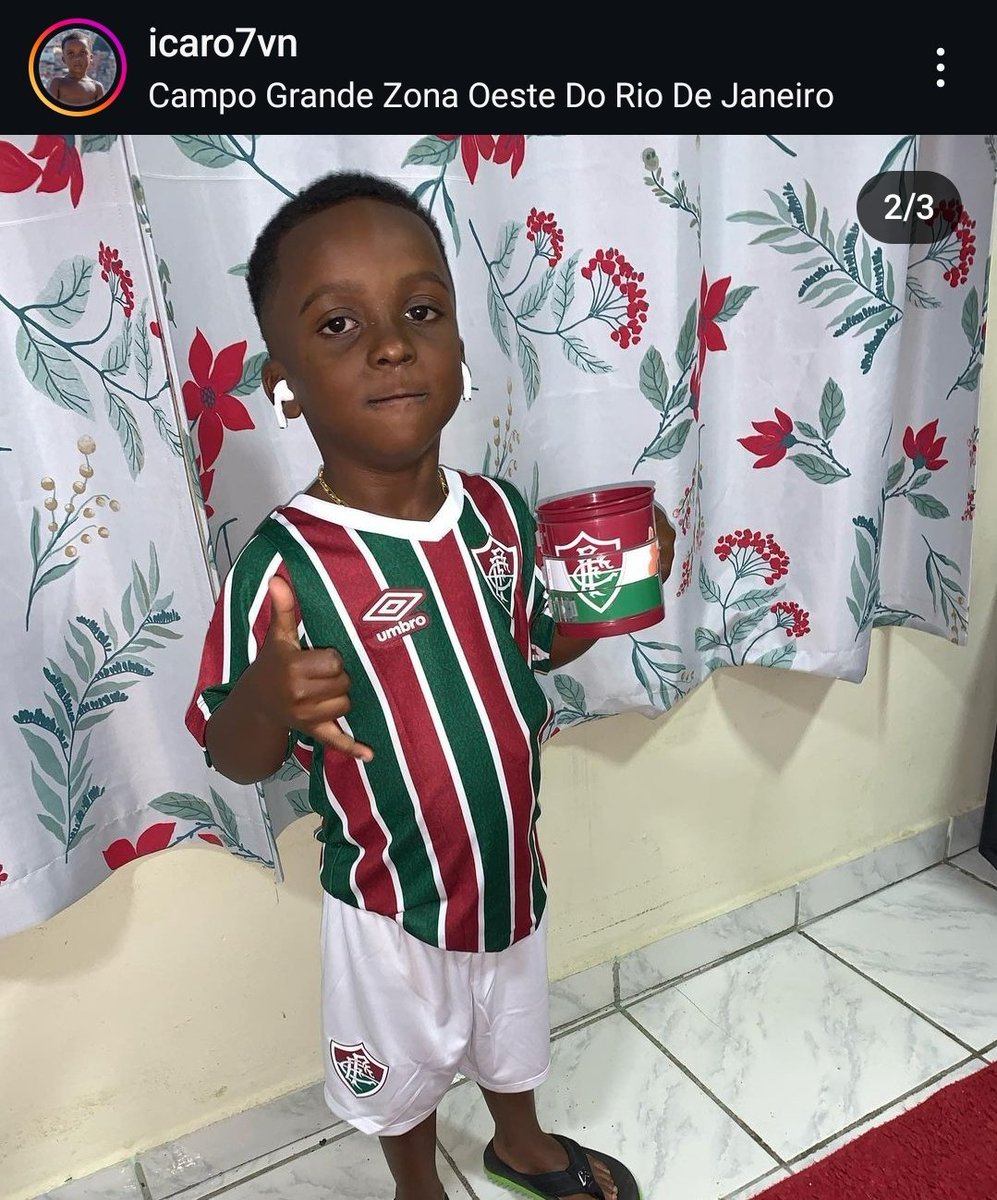 lacraiatricolor's tweet photo. E O MINI ARIAS QUE GANHOU O UNIFORME DO FLU OFICIAL??? 🥺 https://t.co/VRjfIwLxTY