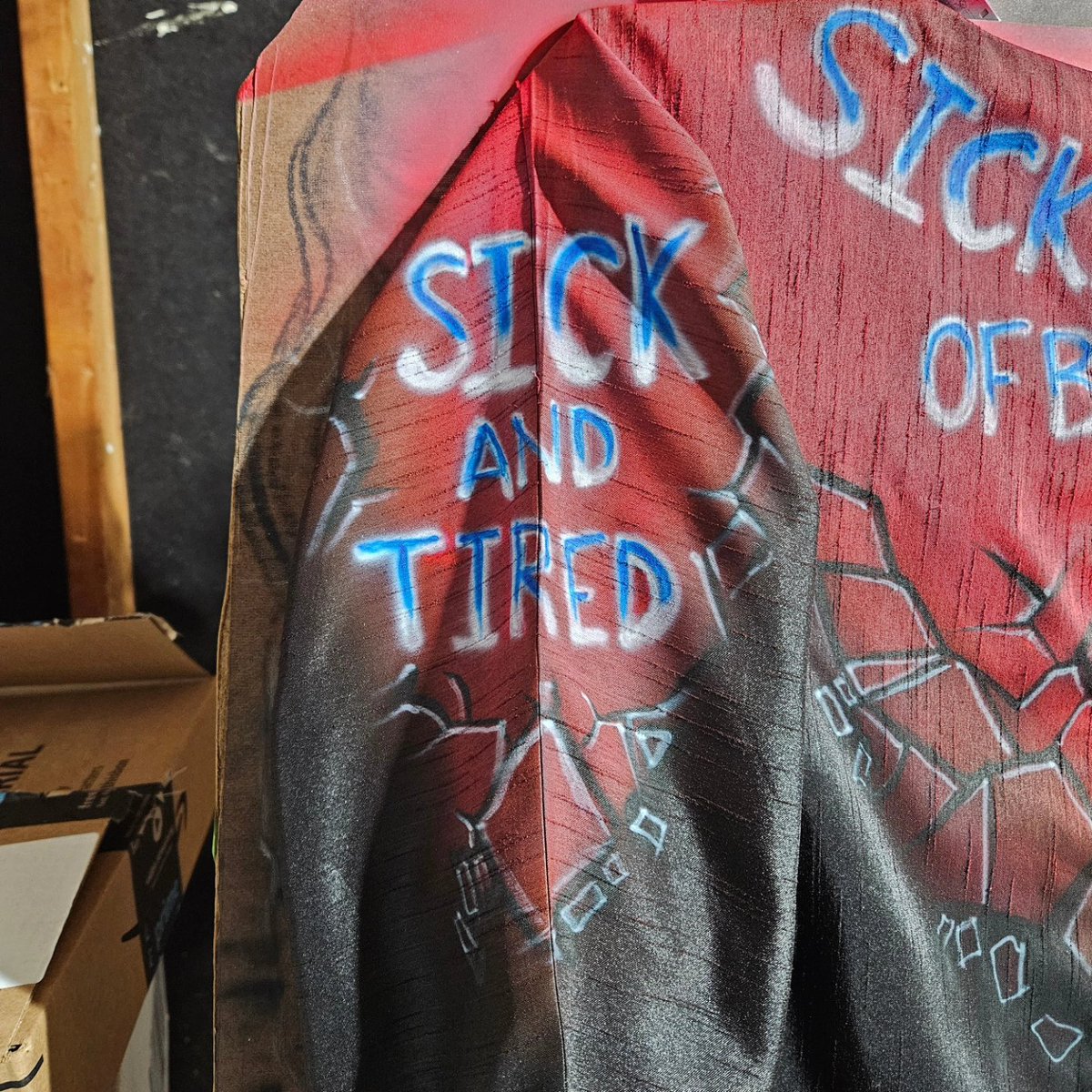 wild_thrashers's tweet photo. AzureWorks Creative LLC was commissioned to airbrush some garments for the #DNCConvention @DNC @ThelmaSias #airbrush #Wisconson #superdelegate #portraits #airbrushportrait #azureworks #azurites #airbrushing let me know if you see them. https://t.co/06wmDqZ6Z3