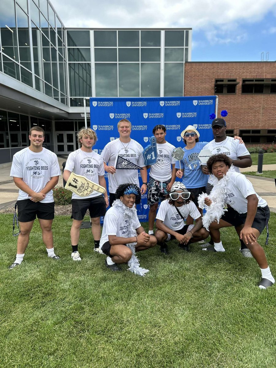 MarcusSteen12's tweet photo. @IowaBOP @FightingBeesFB https://t.co/u6b7Usad3c