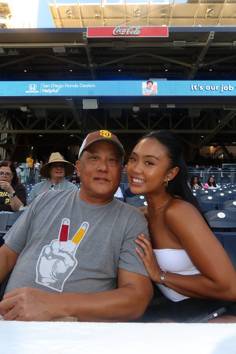 toricaro's tweet photo. #Forthefaithful Dad daughter day https://t.co/7uwI7HUEDW